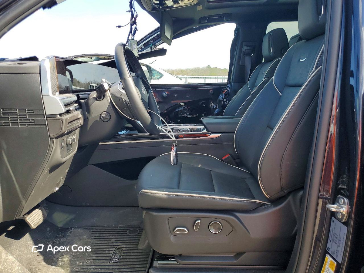 Cadillac Escalade 2025