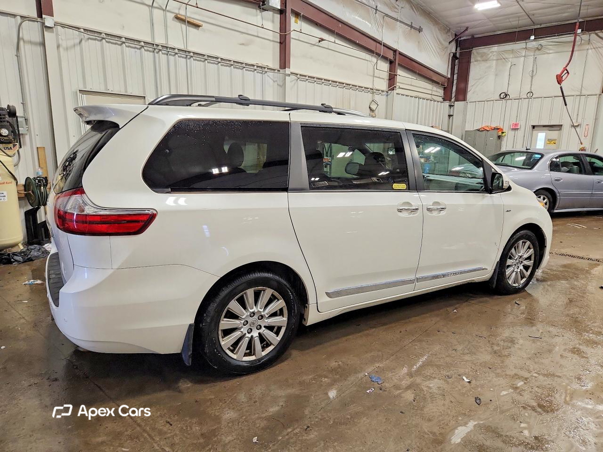 Toyota Sienna 2017