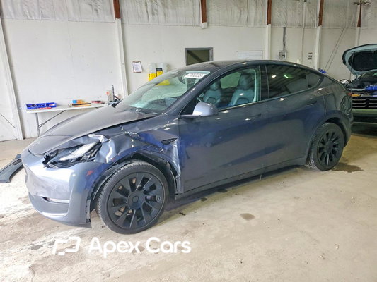 Tesla Model Y 2021 - Image 1 of 13