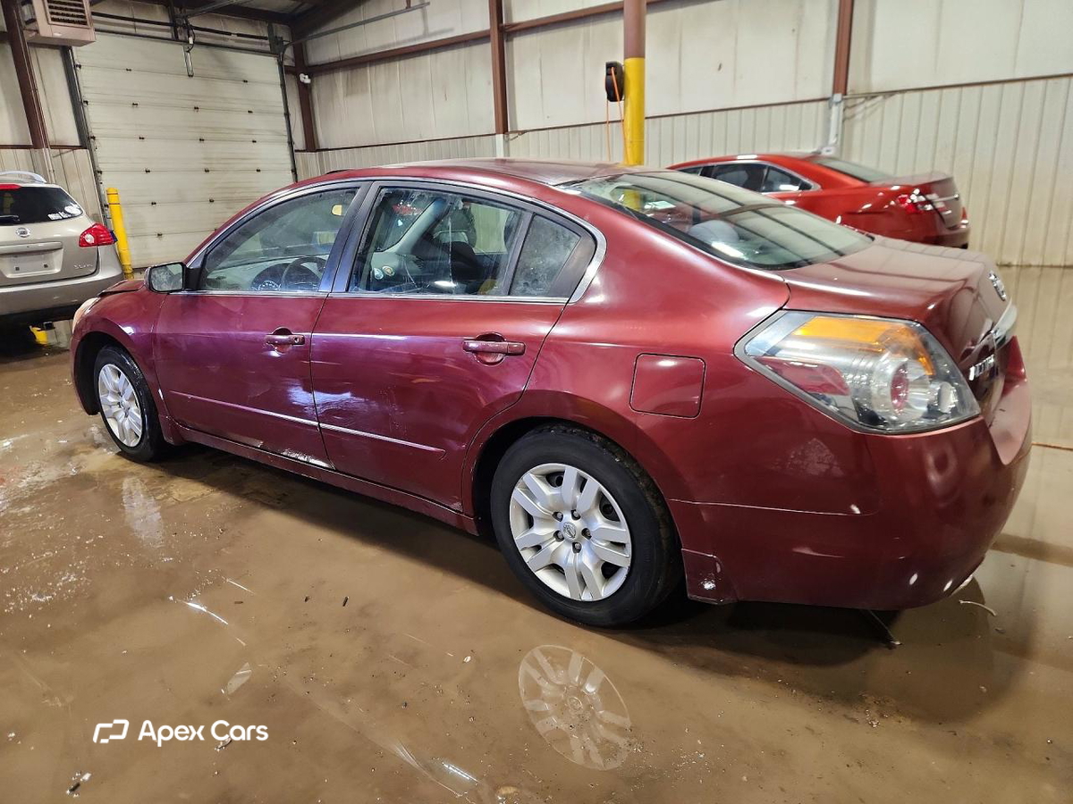 Nissan Altima 2010