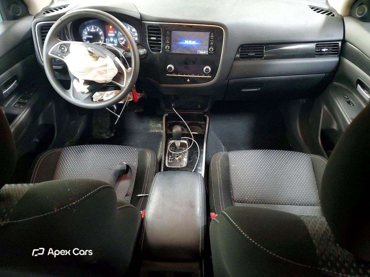 Mitsubishi Outlander 2020