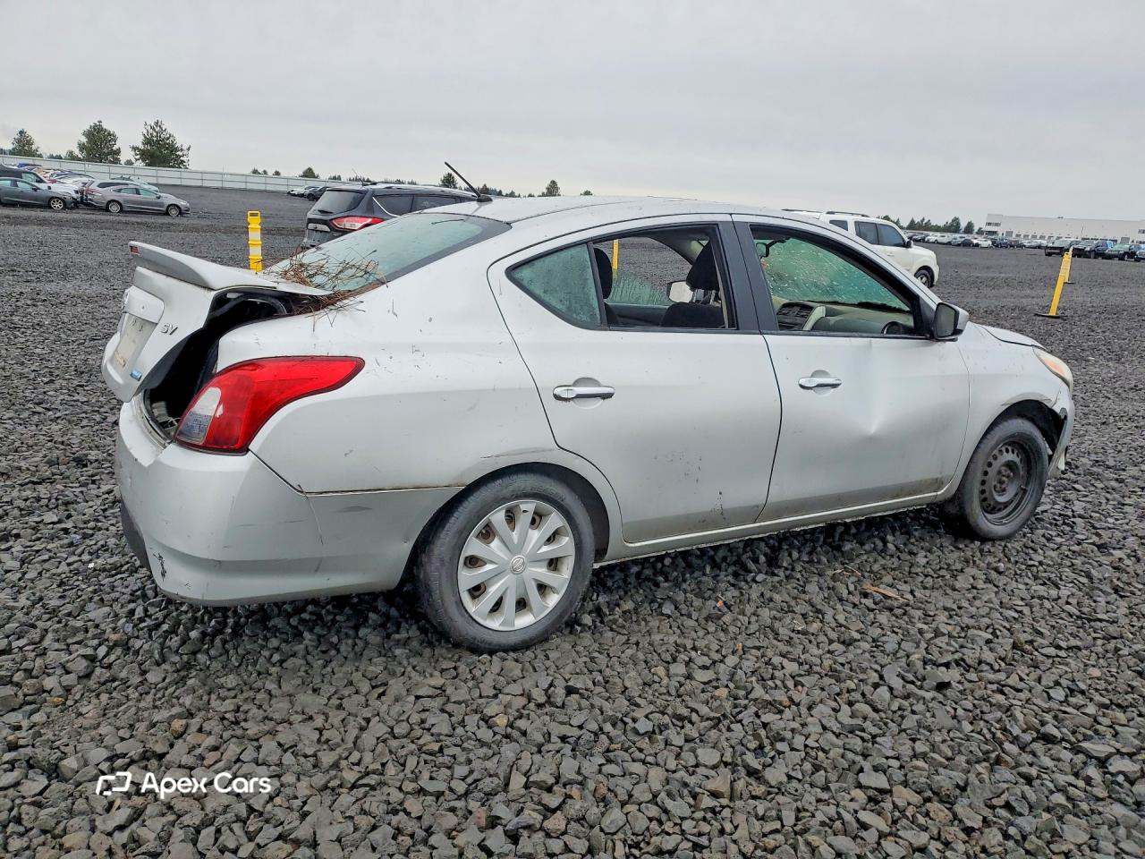 Nissan Versa 2016