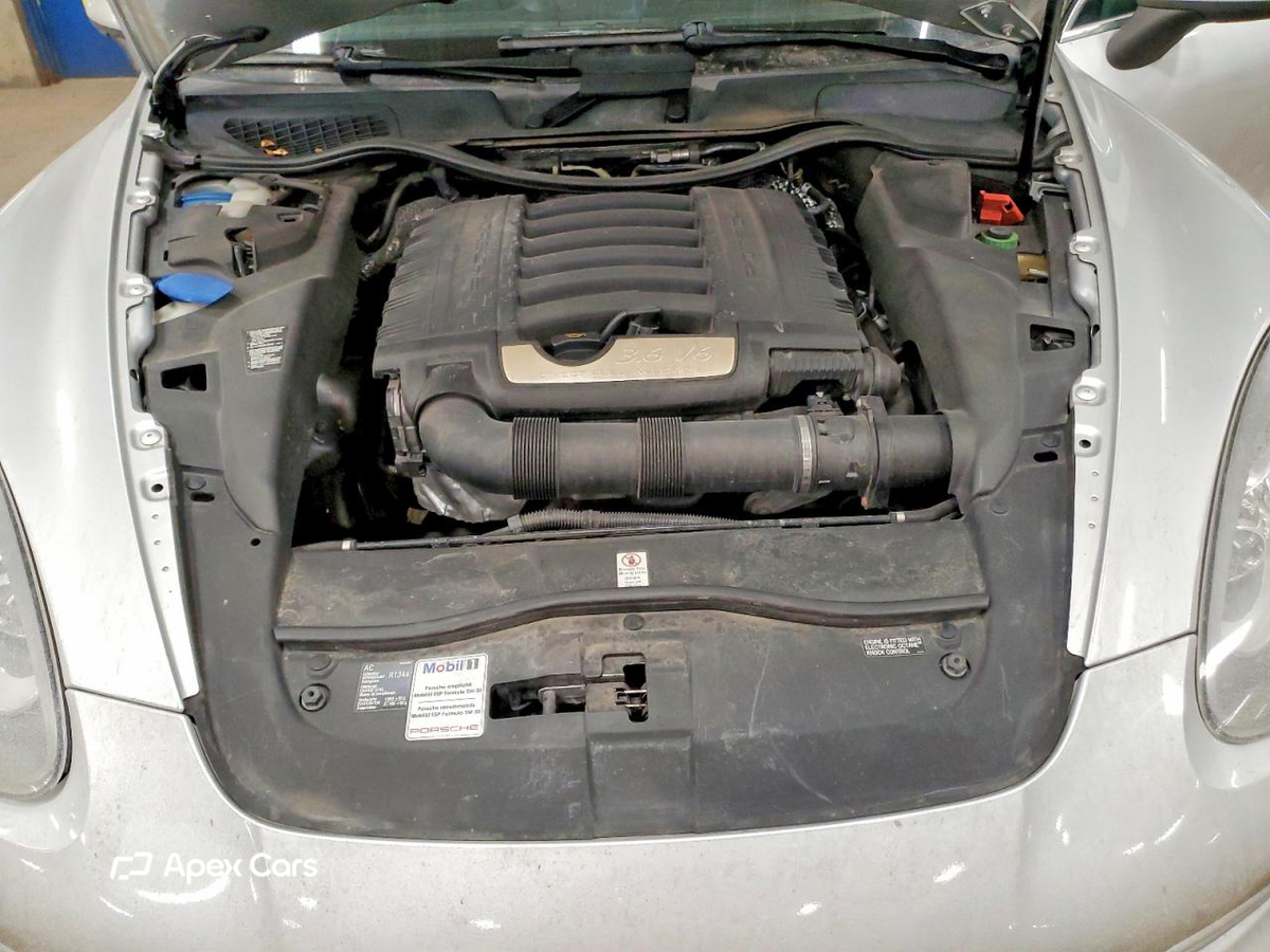 Porsche Cayenne 2011