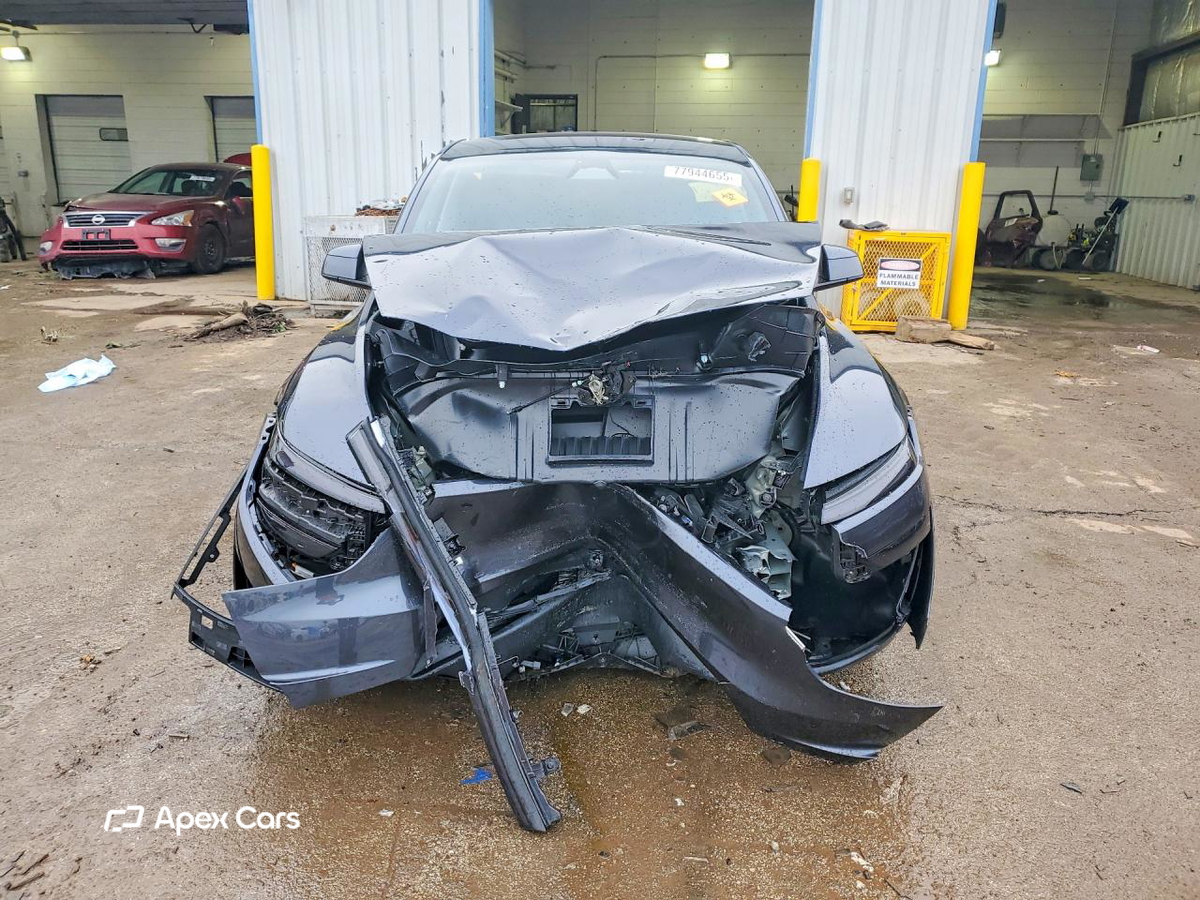 Tesla Model Y 2026