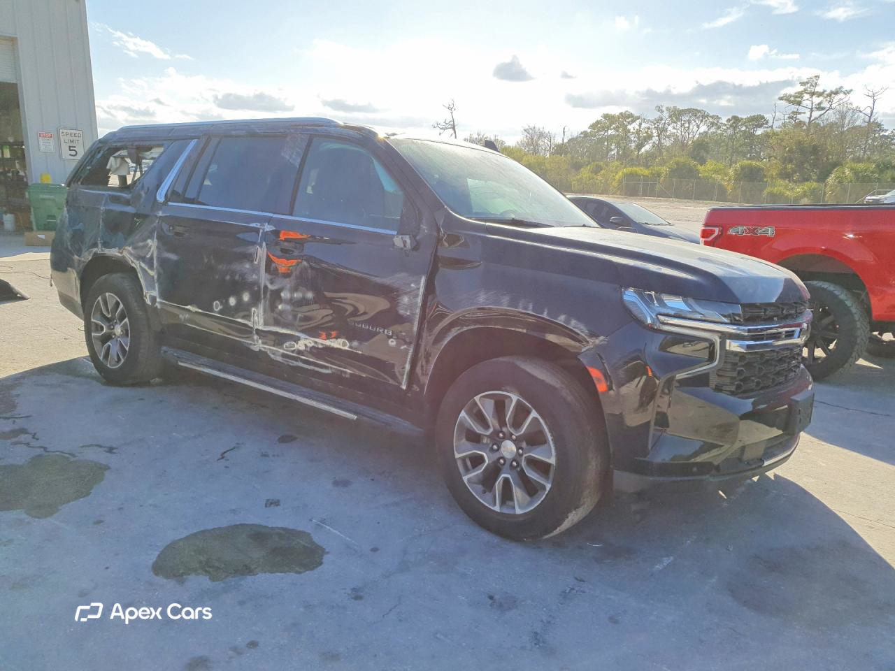 Chevrolet Suburban 2023