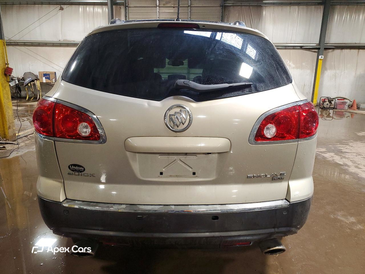 Buick Enclave 2011