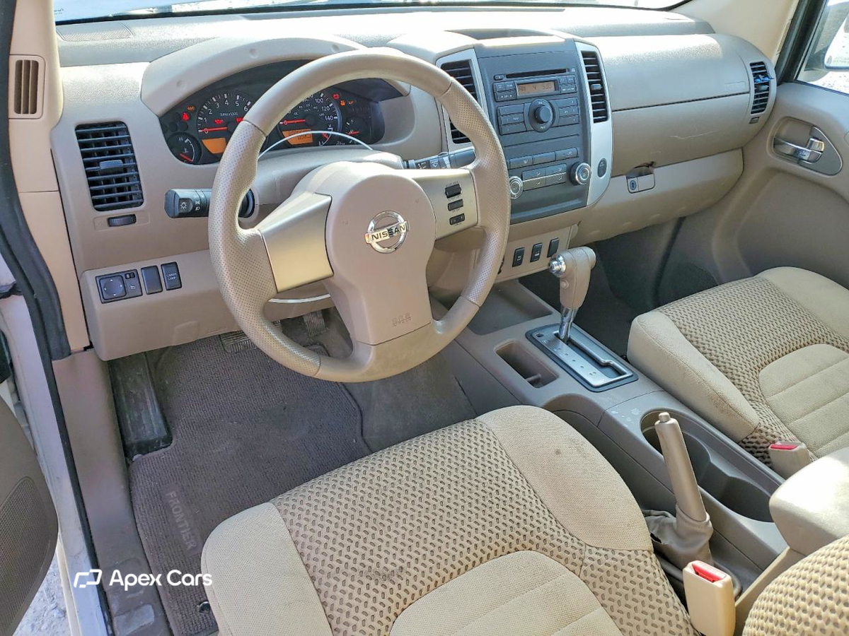 Nissan Navara (Frontier) 2011