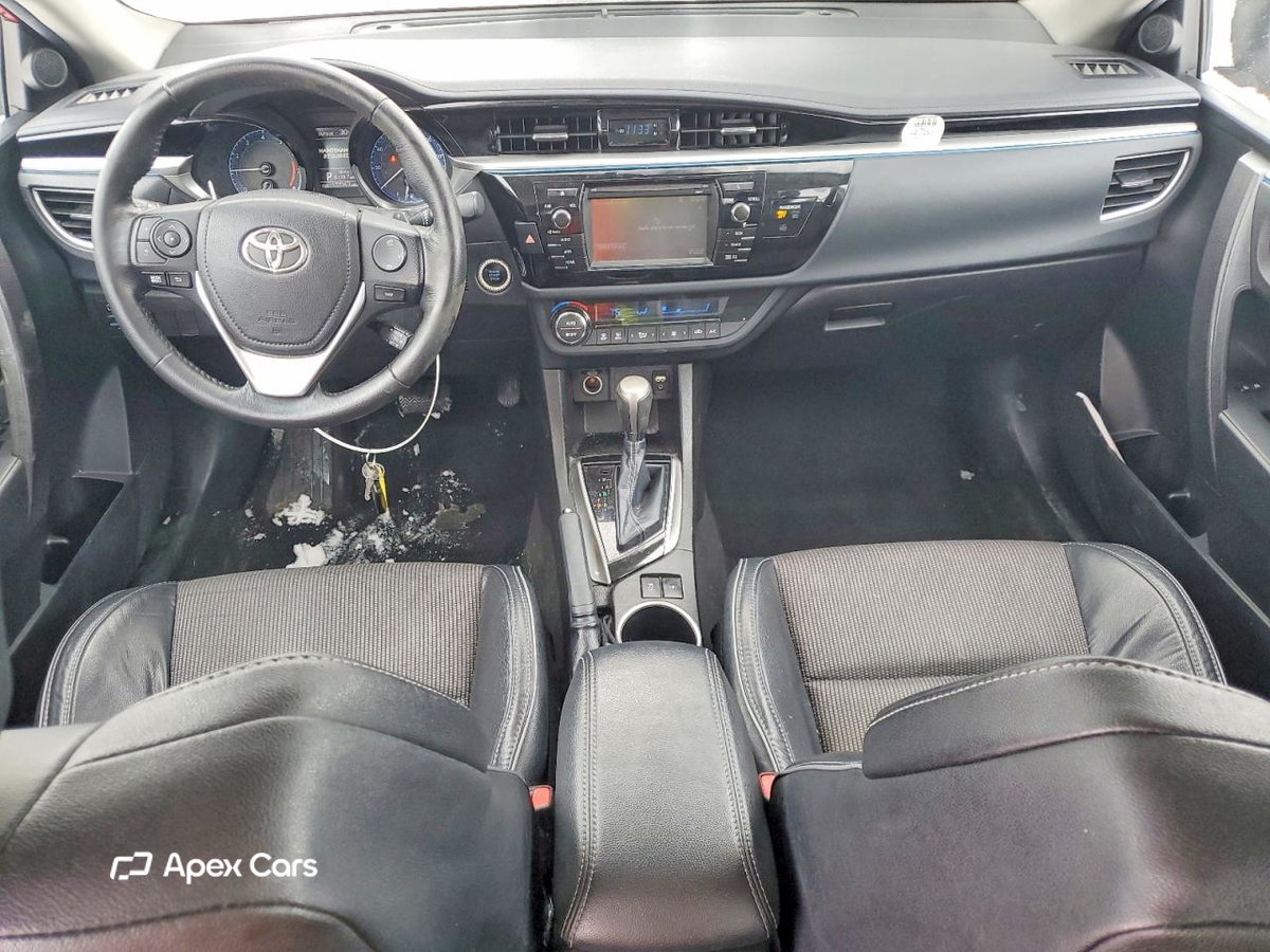 Toyota Corolla 2015