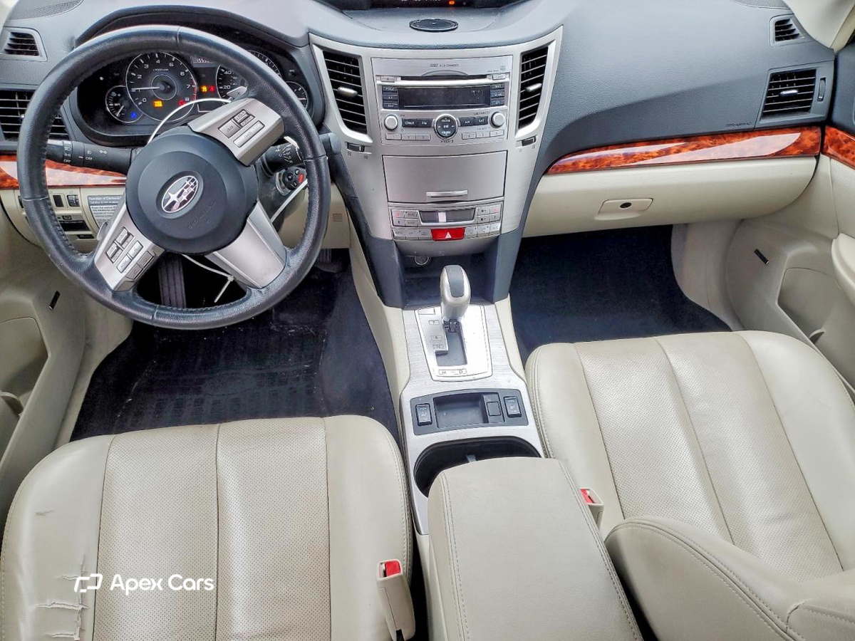 Subaru Outback 2011