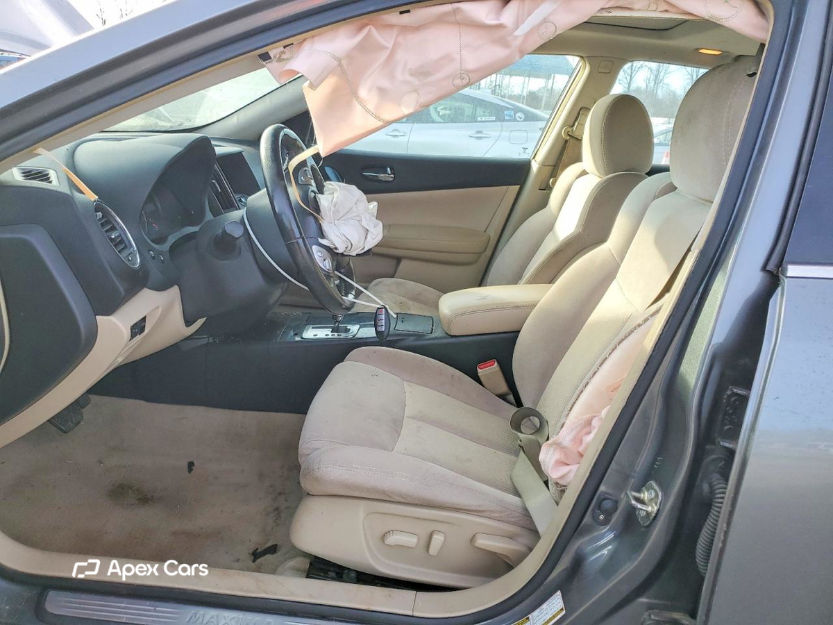 Nissan Maxima 2014