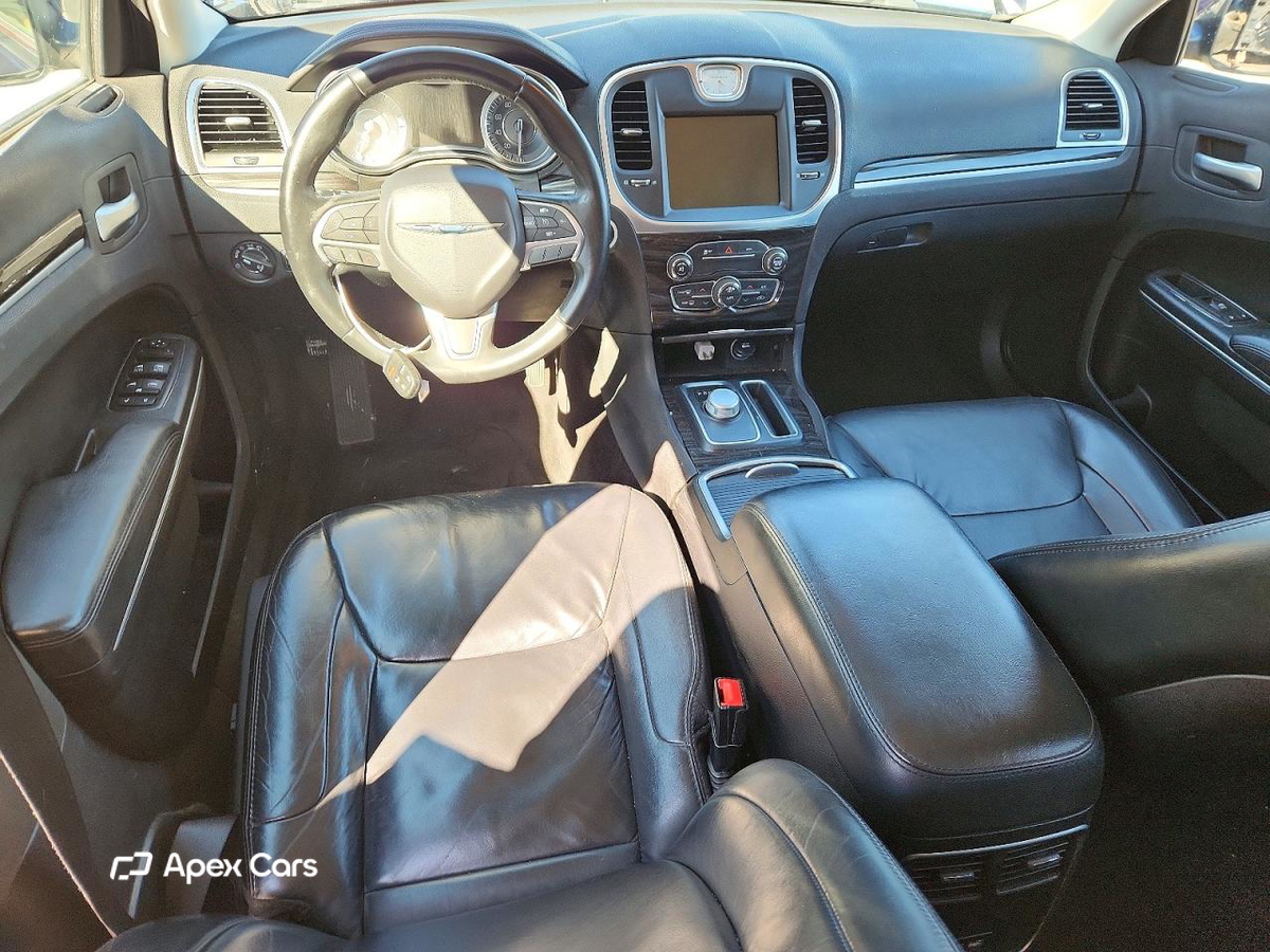 Chrysler 300 2016