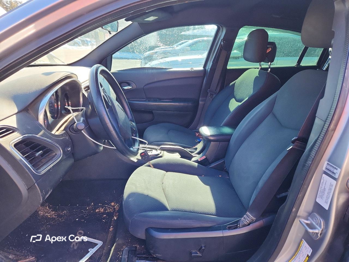 Chrysler 200 2013