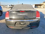 Chrysler 300 2019