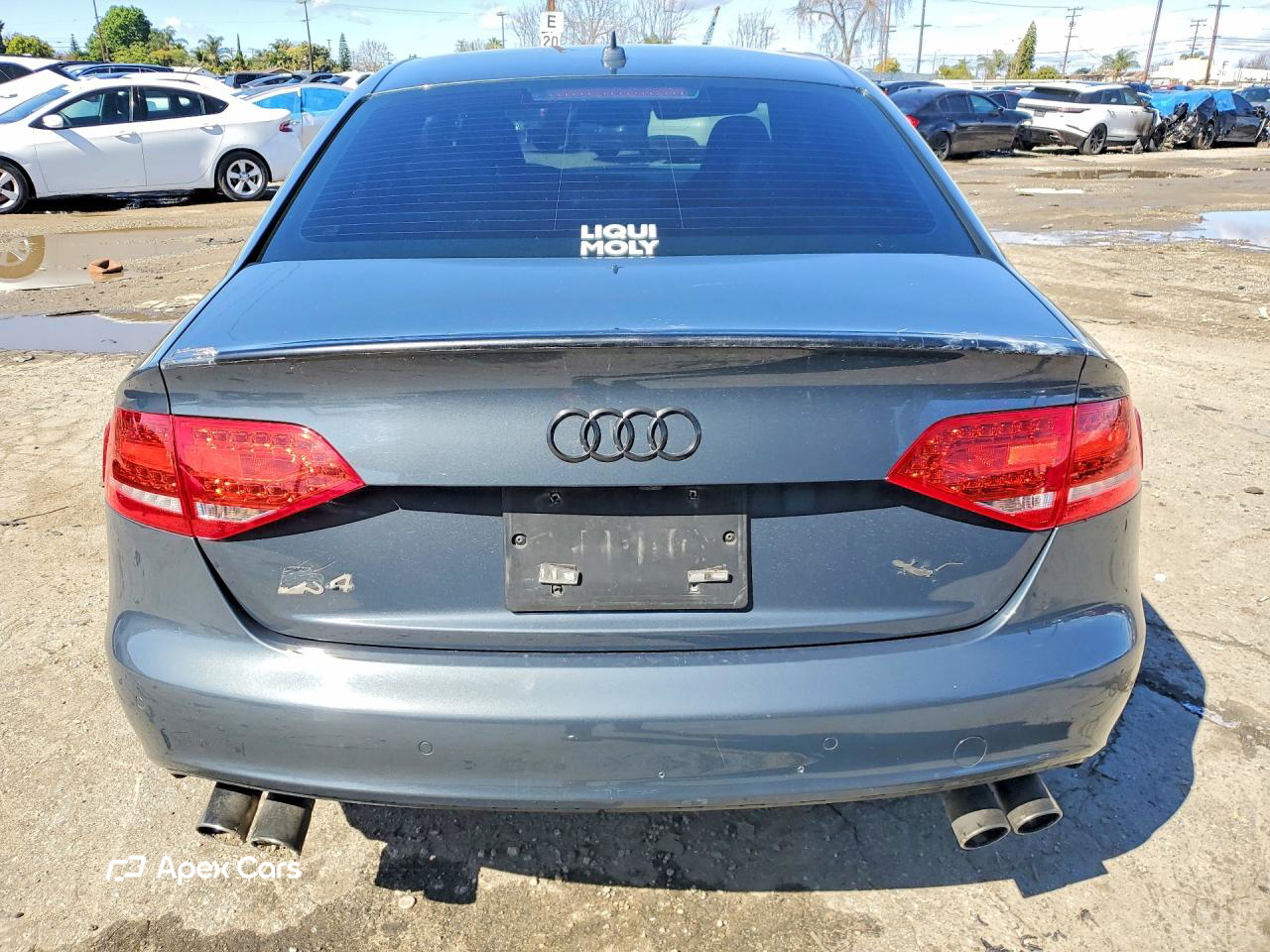 Audi RS4 2011