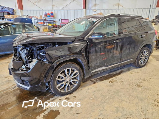 GMC Terrain 2022 - Image 1 of 12
