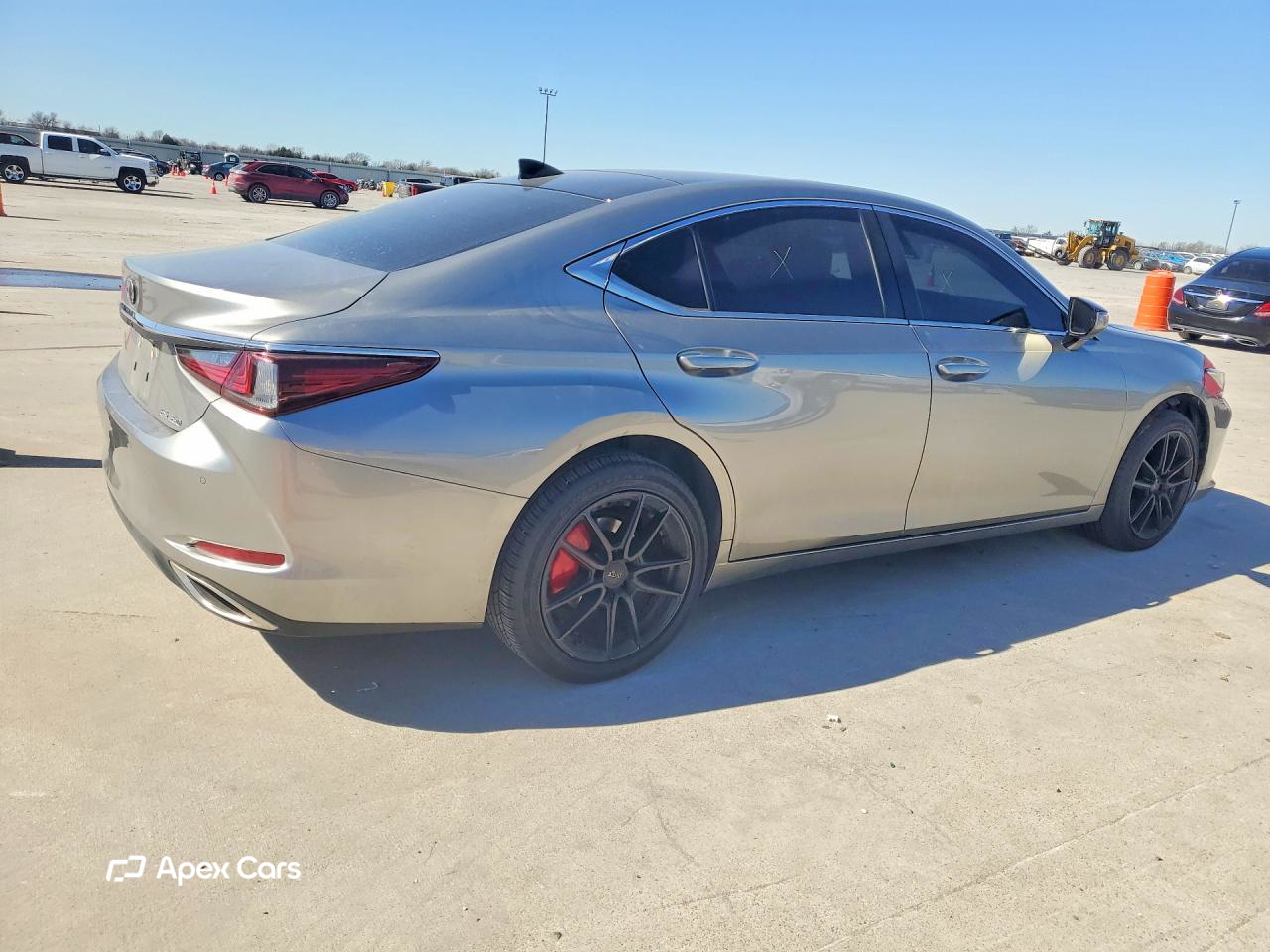 Lexus ES 2019
