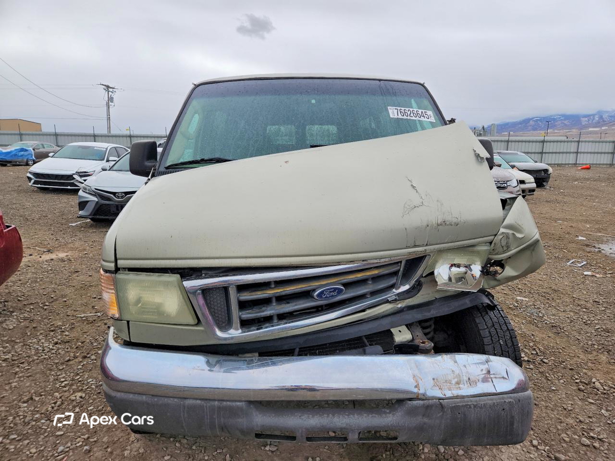 Ford Econoline 2004