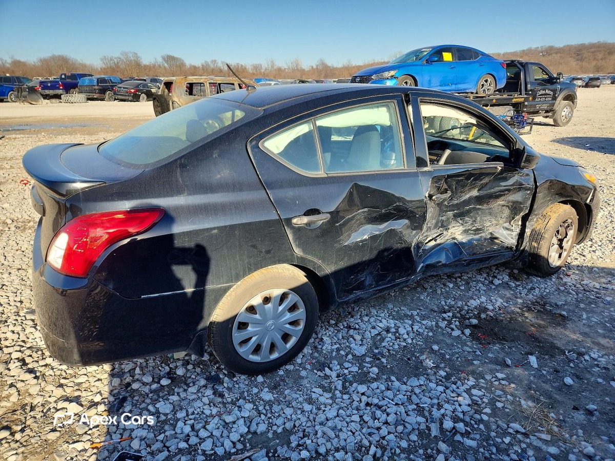 Nissan Versa 2017