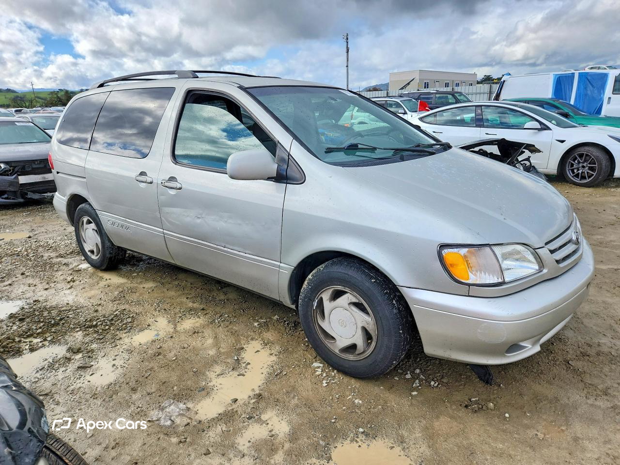 Toyota Sienna 2003