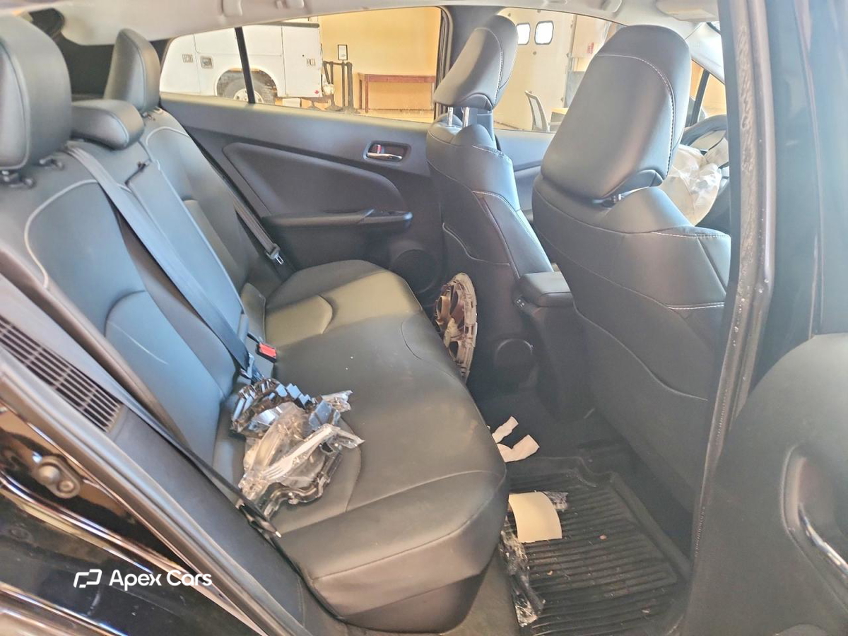 Toyota Prius 2021