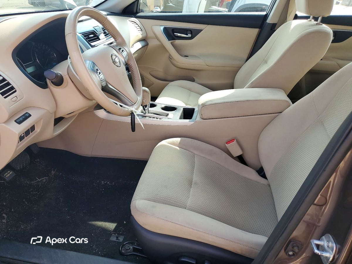 Nissan Altima 2015