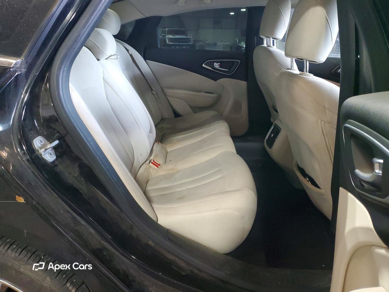 Chrysler 200 2015