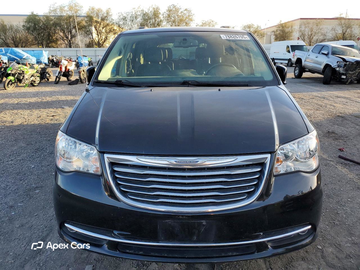 Chrysler Voyager 2016