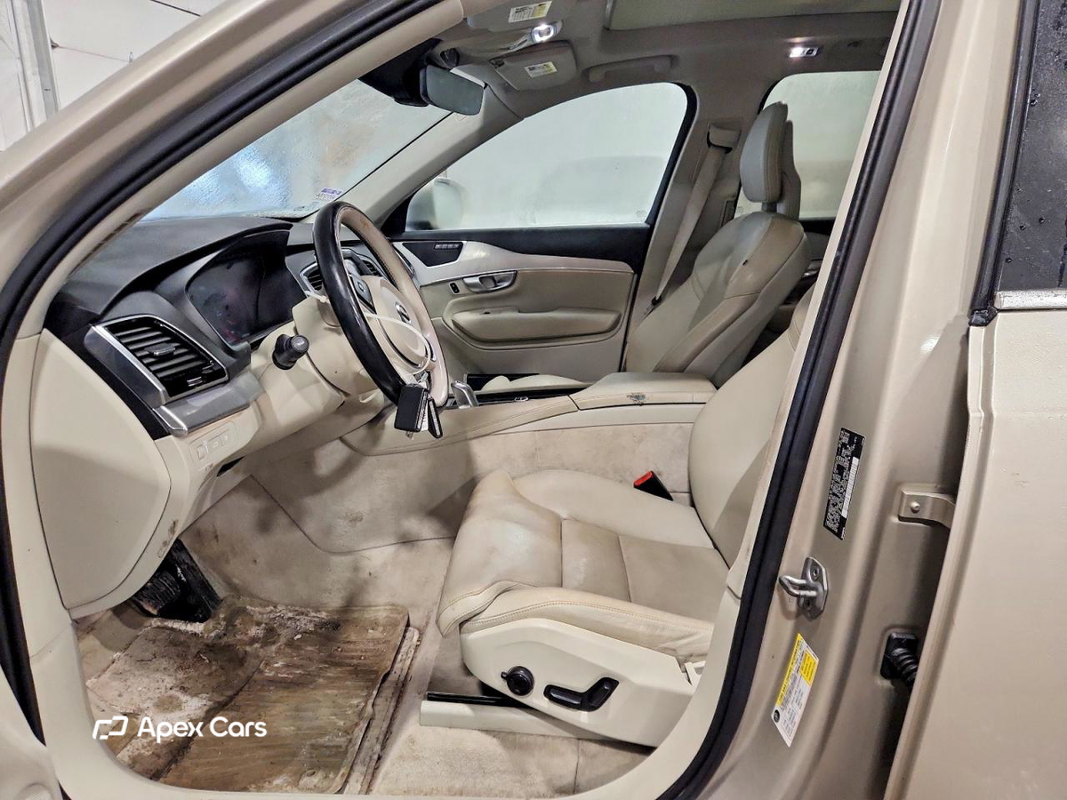 Volvo XC90 2016