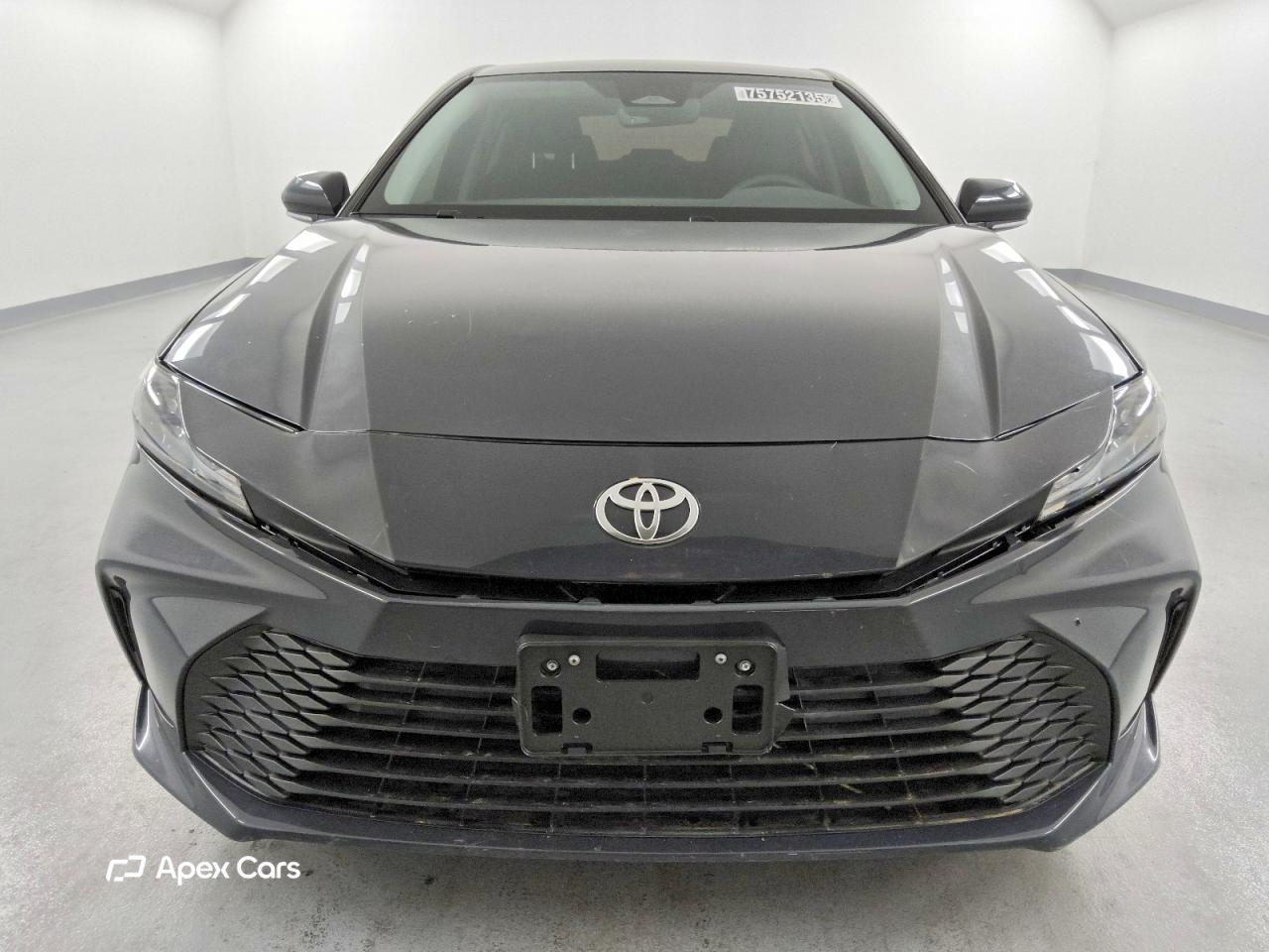 Toyota Camry 2025