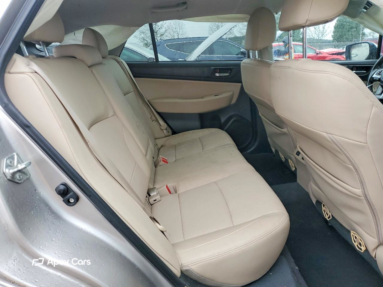 Subaru Outback 2016