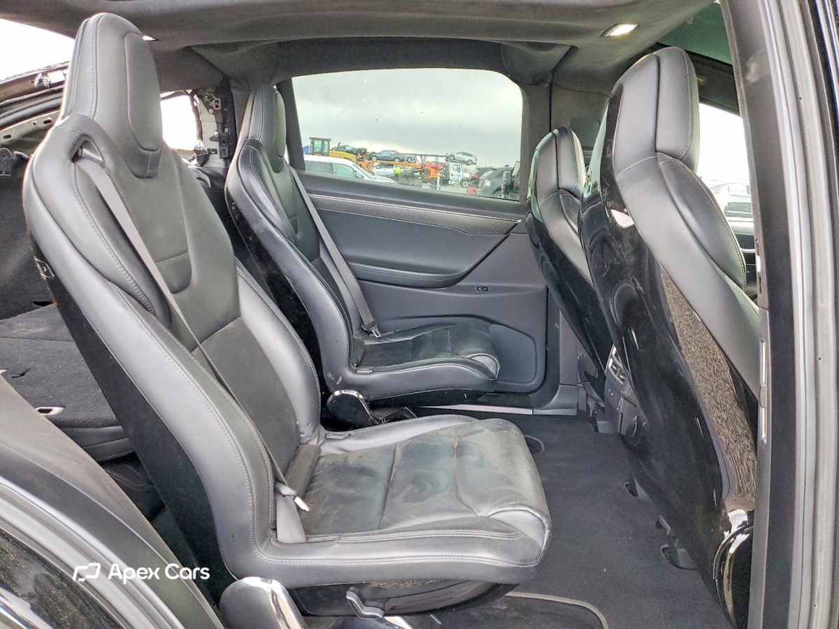 Tesla Model X 2017