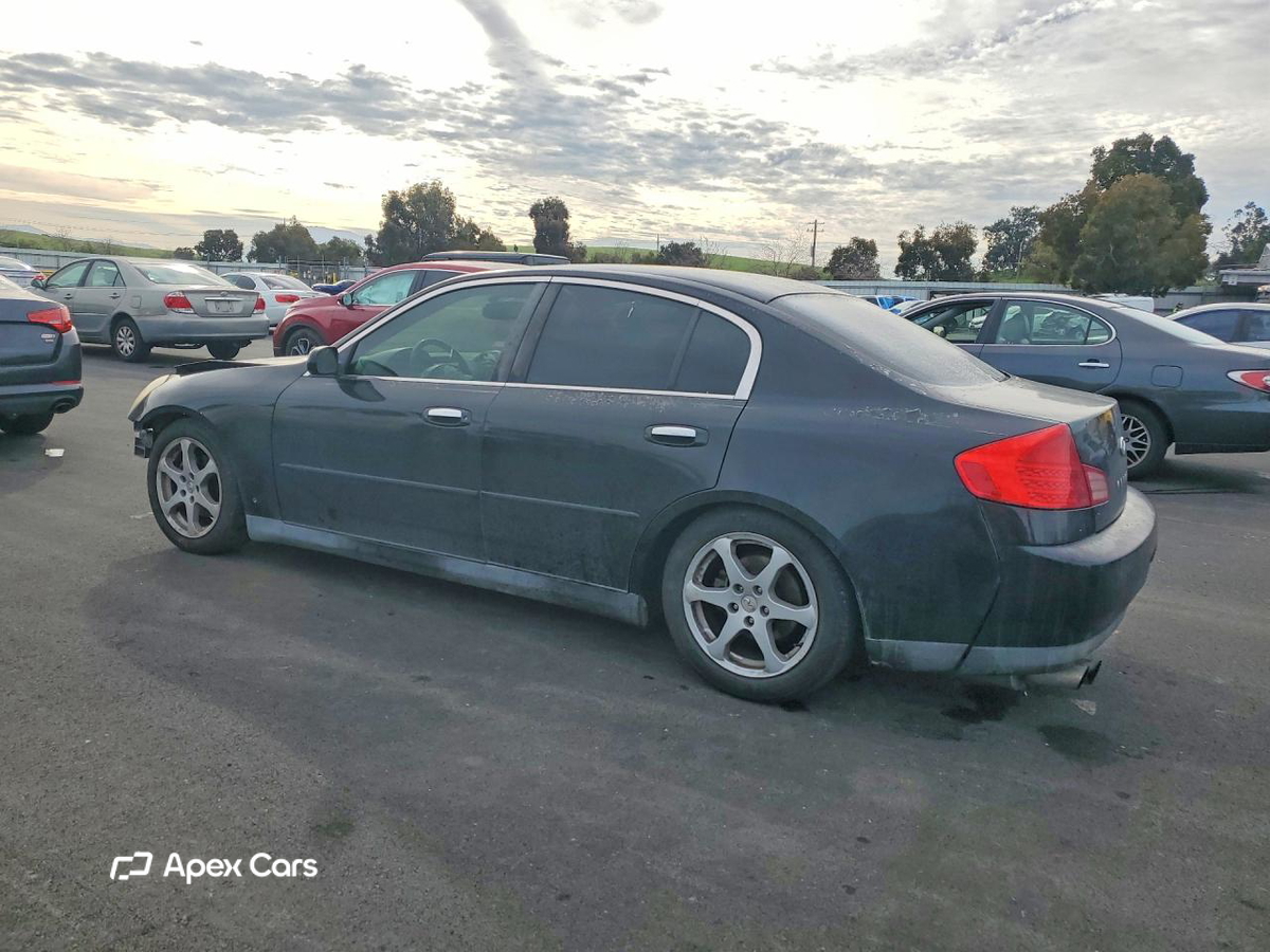 Infiniti G 2003