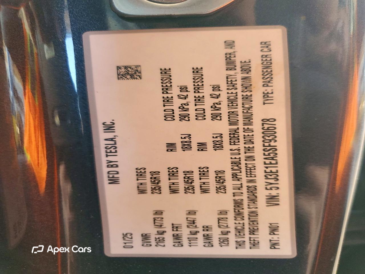 Tesla Model 3 2025