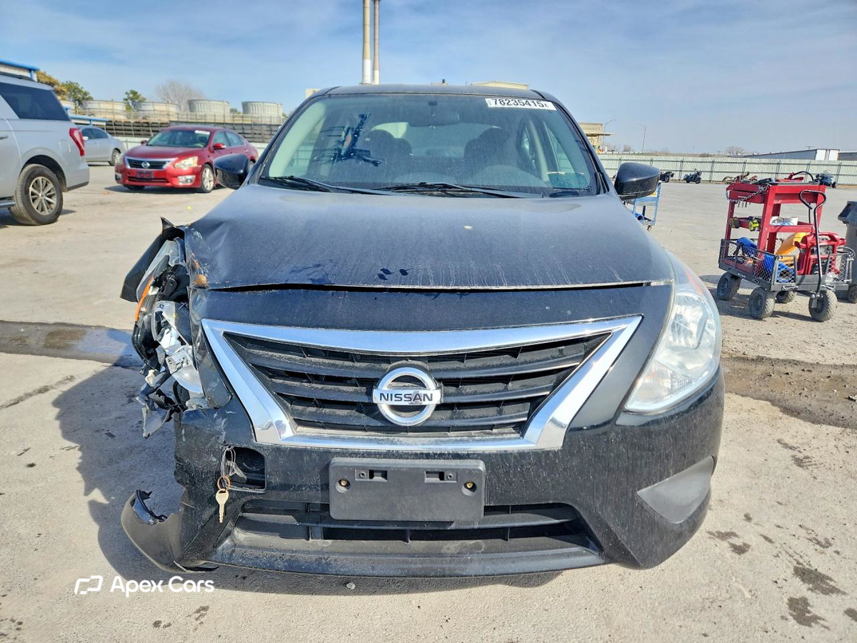 Nissan Versa 2017