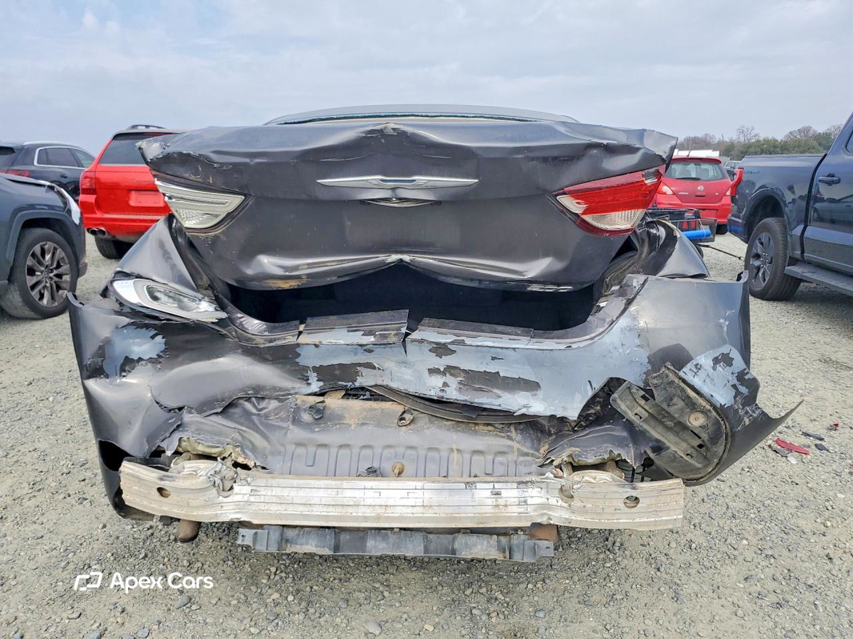 Chrysler 200 2015