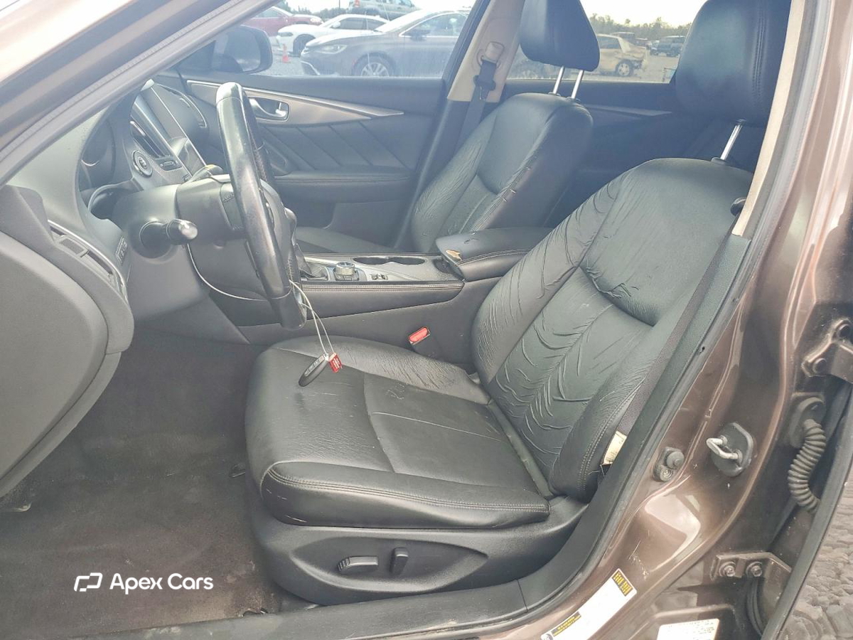 Infiniti Q50 2015
