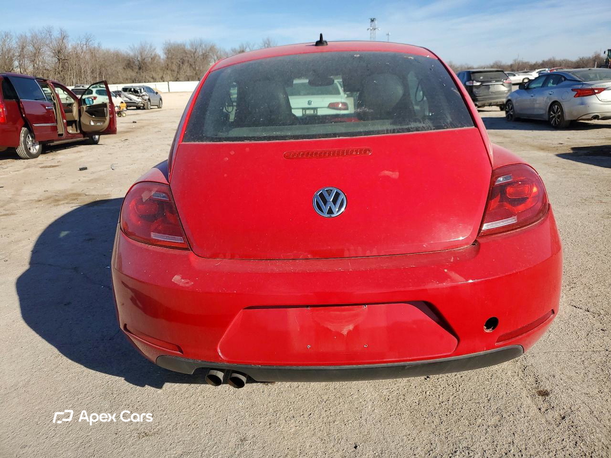 Volkswagen Beetle 2013