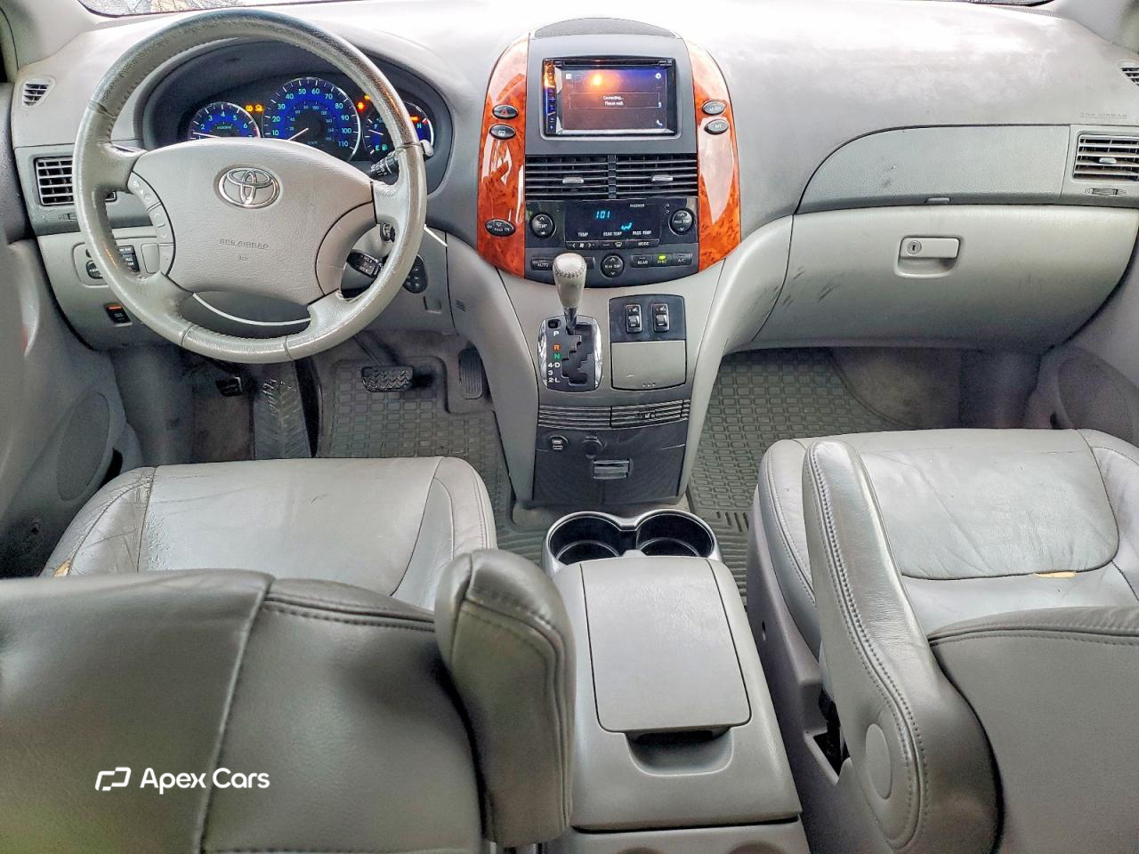 Toyota Sienna 2010
