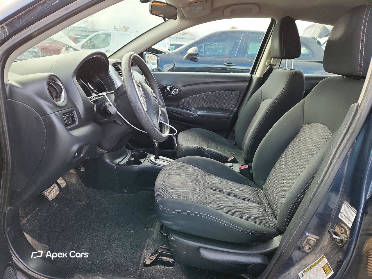 Nissan Versa 2015