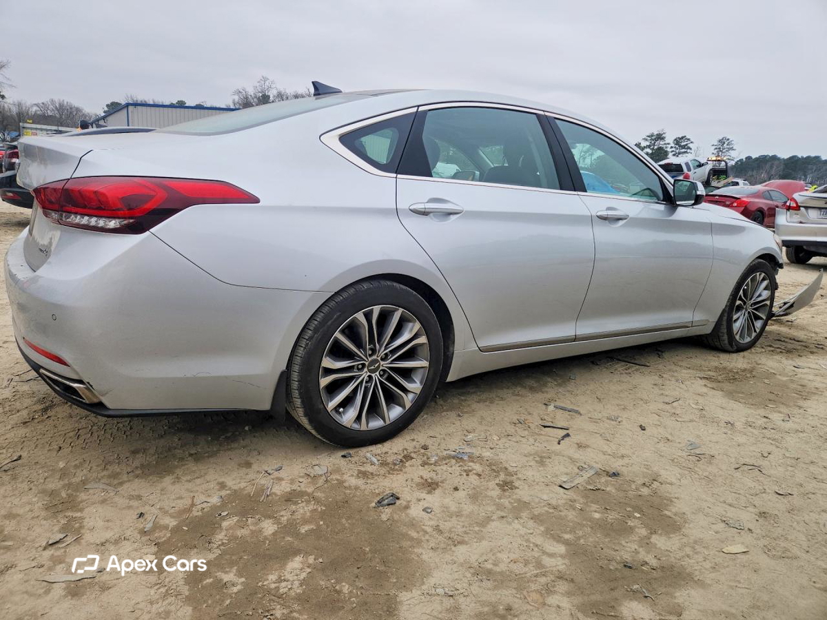 Hyundai Genesis 2015