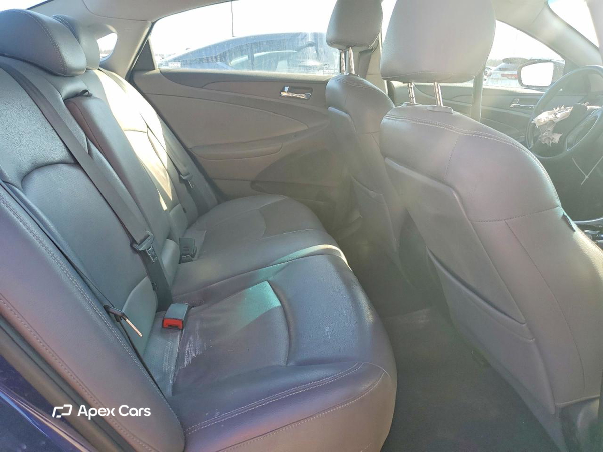 Hyundai Sonata 2012
