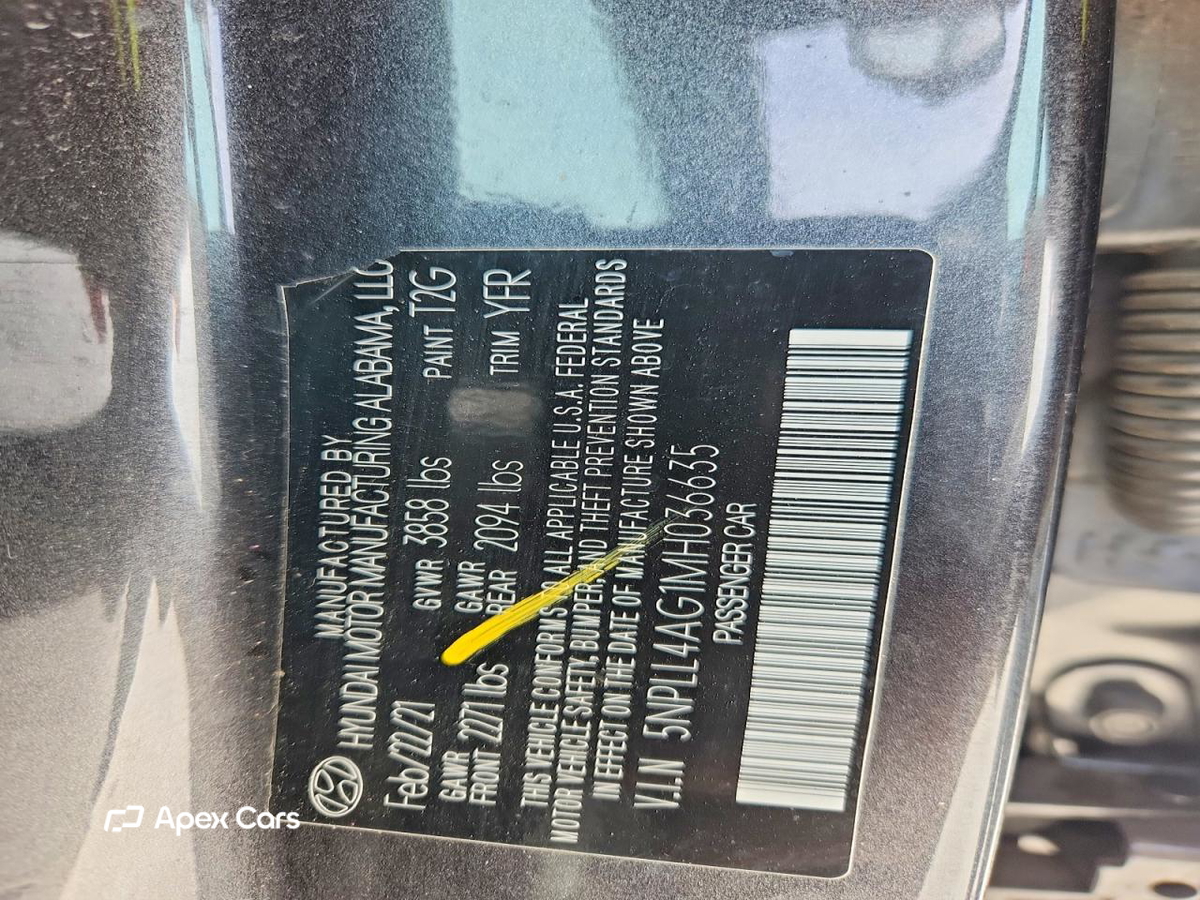 Hyundai Elantra 2021