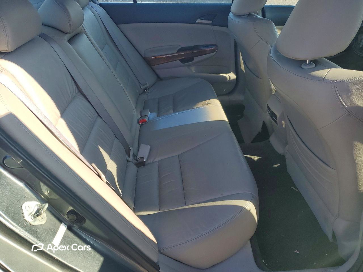 Honda Accord 2011