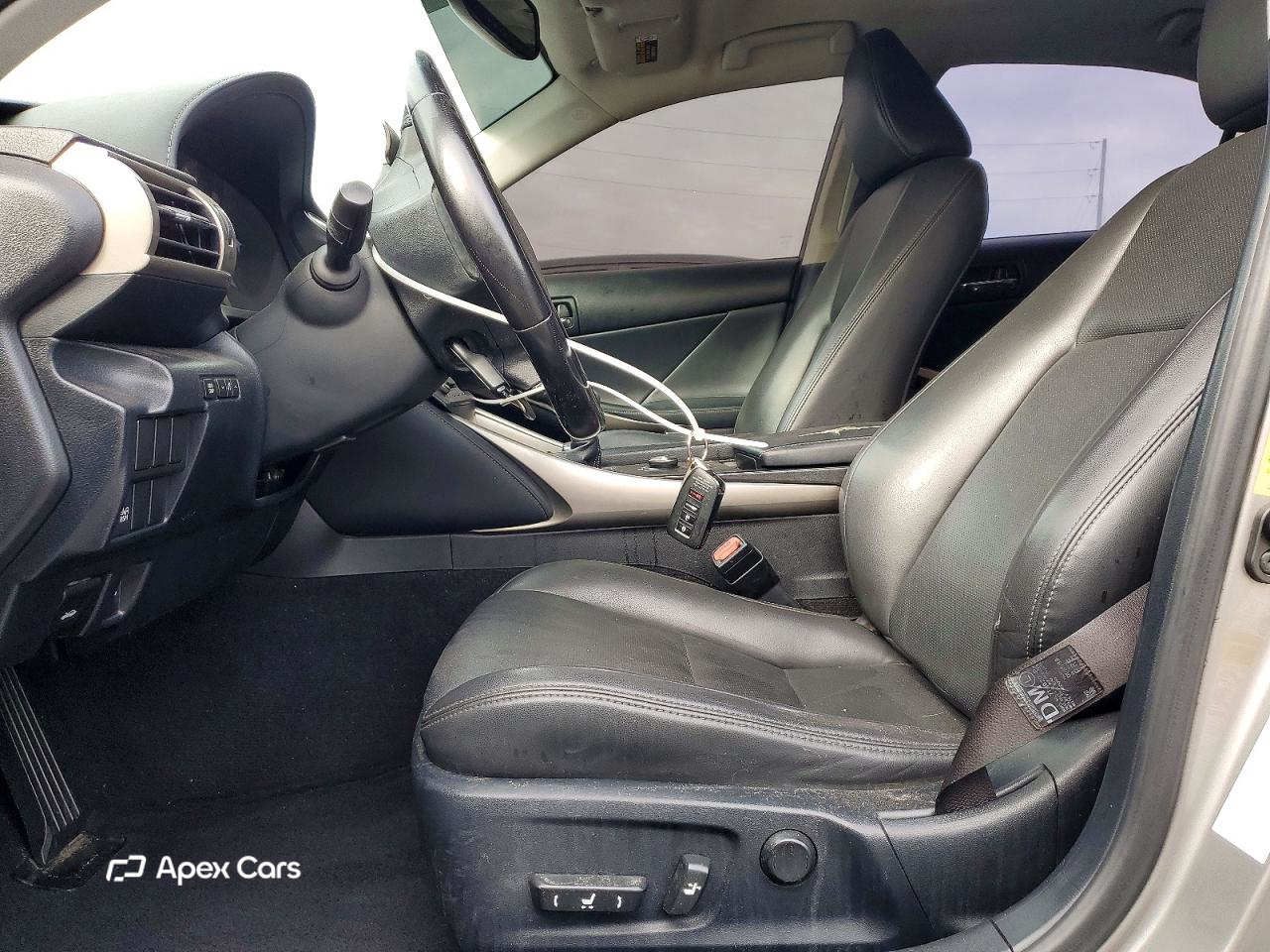 Lexus IS 2016