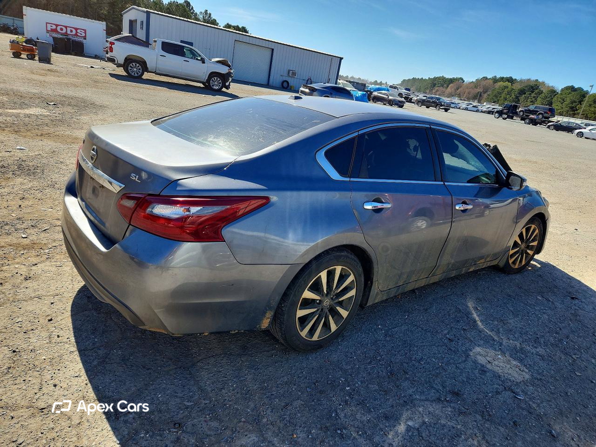 Nissan Altima 2018