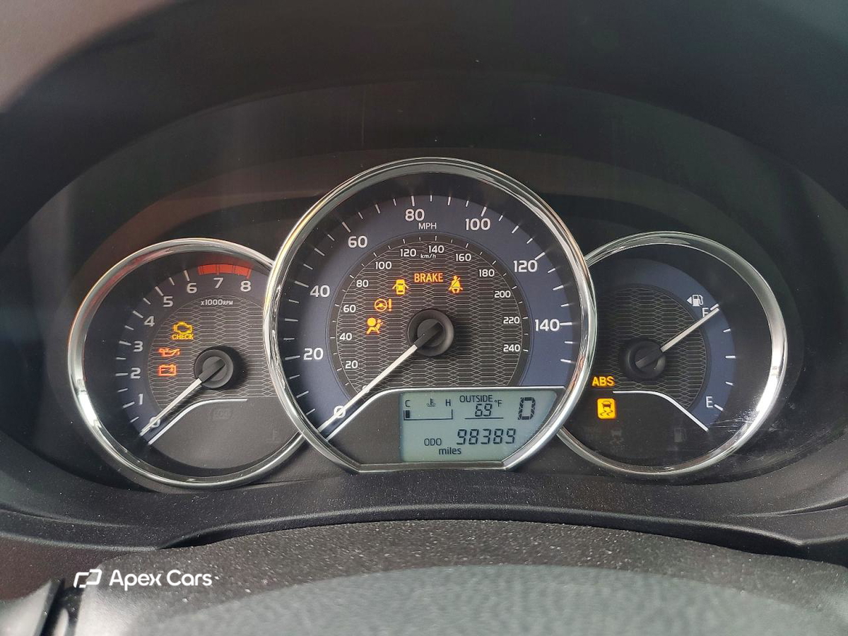 Toyota Corolla 2015