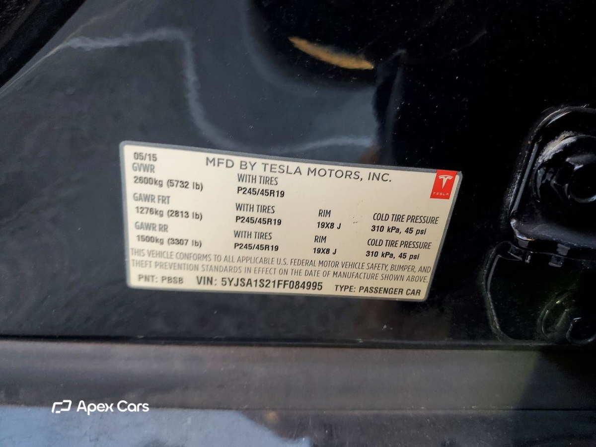 Tesla Model S 2015