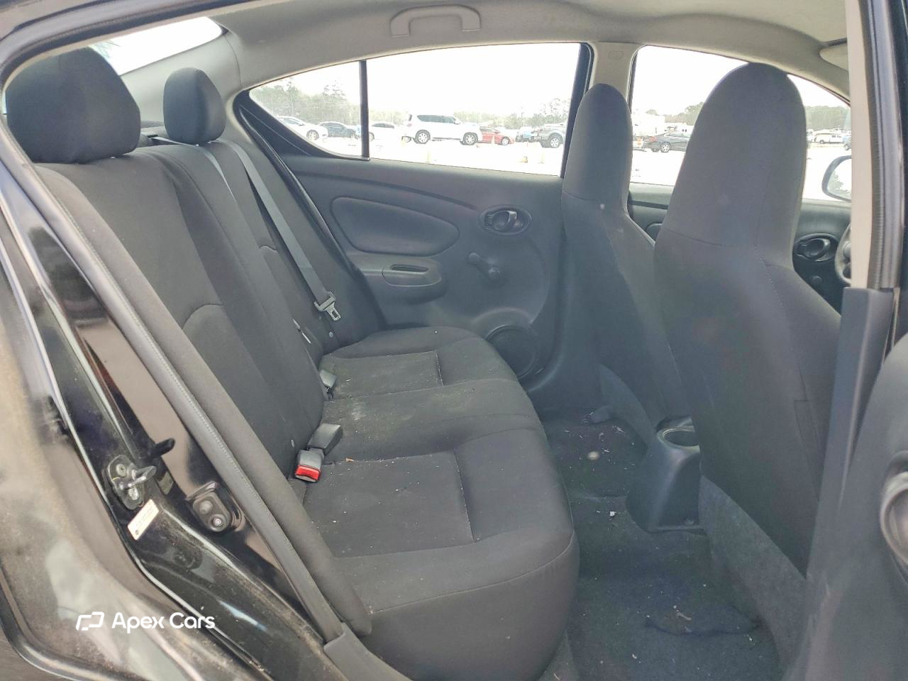 Nissan Versa 2015