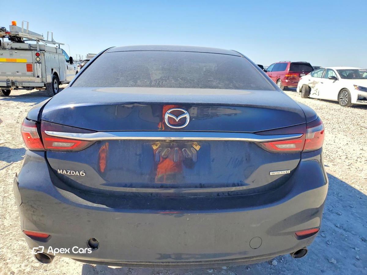 Mazda 6 2021