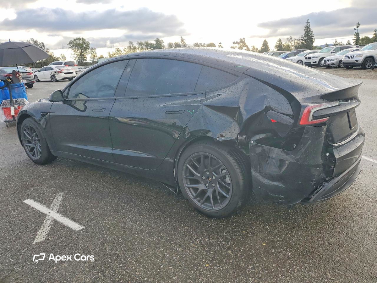Tesla Model 3 2024